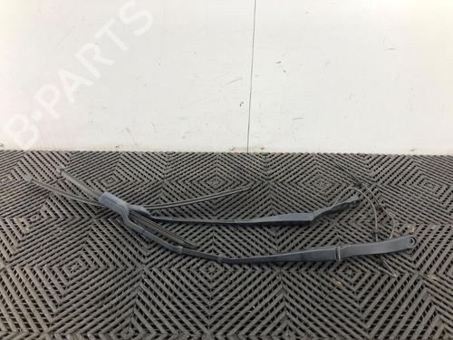 Used Front windshield wiper arm Front windshield wiper arm 37209943 37209943