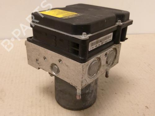 Used ABS pump TOYOTA AVENSIS Saloon (_T27_) 2.0 VVT-i (ZRT272_, ZRT272R) (152 hp) 15339495