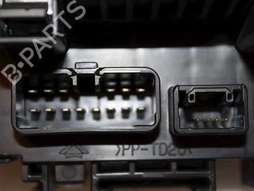 fuse-box-suzuki-celerio-lf-10-avk310-0095130605180180-2014-15335633 main image