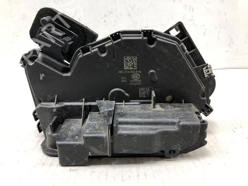 rear-right-lock-vw-golf-viii-cd1-da1-2019-37208613 main image