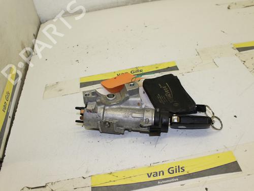 Ratlås/Tændingslås VW POLO (9N_, 9A_) 1.4 16V (80 hp) 15300910