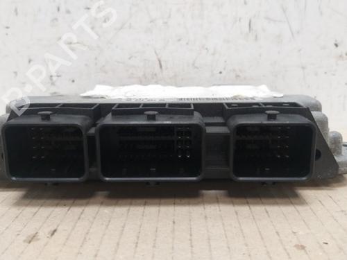Used Engine control unit (ECU) CITROËN C4 I (LC_) 1.6 16V (109 hp) 15533105