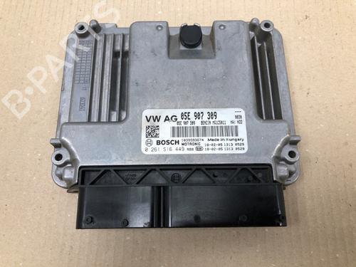 engine-control-unit-ecu-audi-a3-limousine-8vs-8vm-2013-2014-2015-2016-2017-2018-2019-2020-2021-37204048 main image