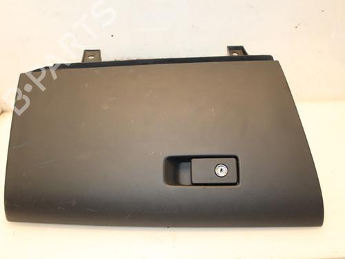 Used Glove box Glove box 15323616 15323616