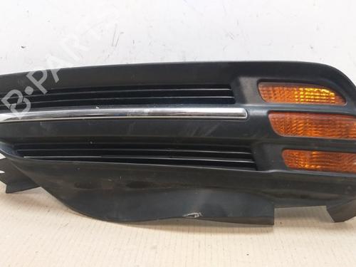 Used Right front indicator Right front indicator 15533082 15533082