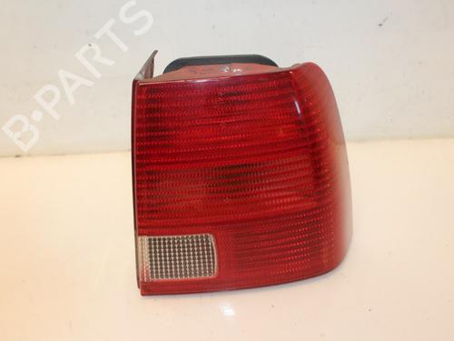 Used Right taillight VW PASSAT B5 (3B2) 1.6 (101 hp) 15322348