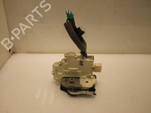 Used Rear right lock AUDI Q3 (8UB, 8UG) 2.0 TDI quattro (163 hp) 15318400