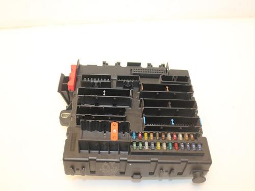 Used Fuse box Fuse box 15319857 15319857