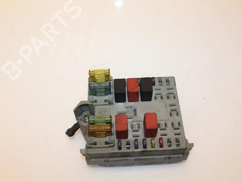 Used Fuse box FIAT PUNTO (188_) 1.2 60 (188.030, .050, .130, .150, .230, .250) (60 hp) 15320696
