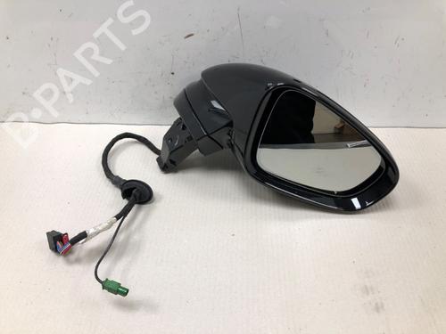 right-mirror-porsche-taycan-y1a-2019-37209056 main image
