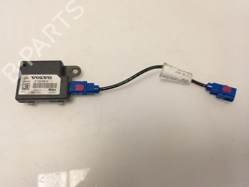 Used Electronic module VOLVO V70 III (135) D3 (150 hp) 15337844