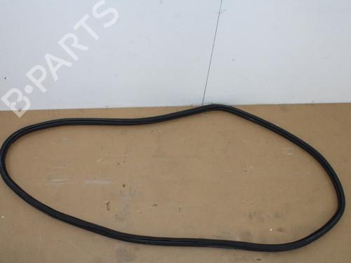 Used Rubber door seal VW GOLF VI (5K1) 2.5 (170 hp) 15327967