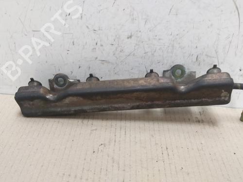 Injection rail NISSAN MICRA III (K12) 1.4 16V | BP15533140M98 