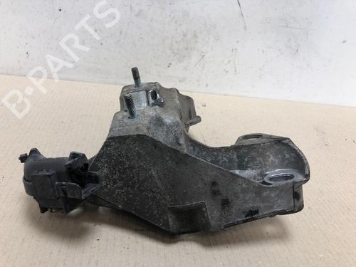 Used Engine mount Engine mount 15535954 15535954