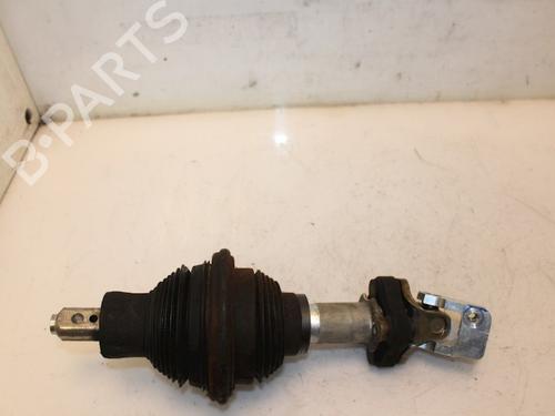 Used Steering column universal joint Steering column universal joint 15329588 15329588