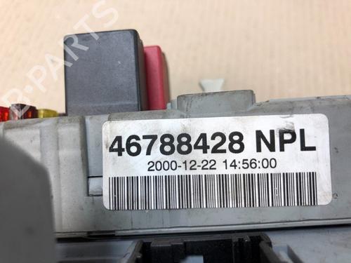 Fuse box FIAT PUNTO (188_) 1.2 16V 80 (188.233, .235, .253, .255, .333, .353, .639,... | BP15301786E1 