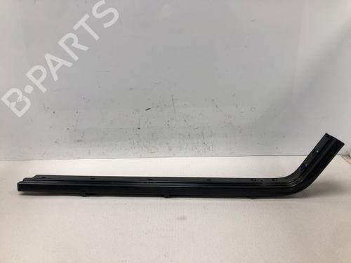 Used Hinge/Door check strap Hinge/Door check strap 37208614 37208614