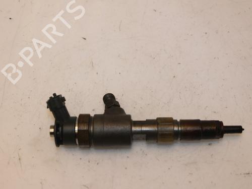 Used Injector FORD FIESTA VI (CB1, CCN) 1.5 TDCi (75 hp) 15829313
