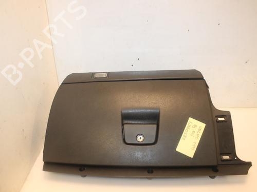 Used Glove box Glove box 15317387 15317387