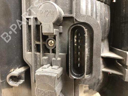 Right taillight VW CADDY III Box Body/MPV (2KA, 2KH, 2CA, 2CH) 2.0 SDI | BP15348222C35 