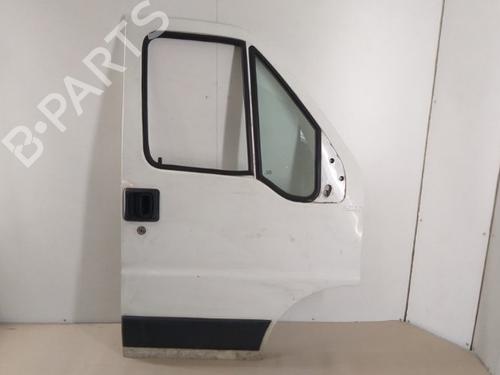 Used Right front door Right front door 15533343 15533343