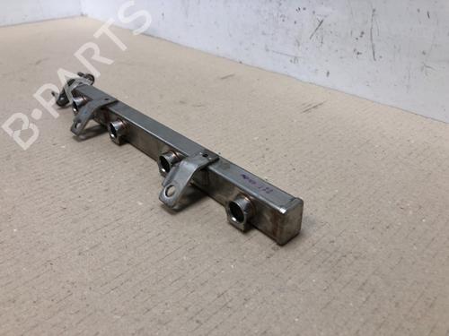 Used Injection rail Injection rail 16709552 16709552