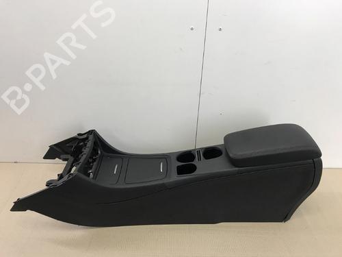 Used Middle console MERCEDES-BENZ CLA Coupe (C117) CLA 180 (117.342) (122 hp) 15340262