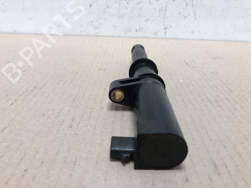 Used Ignition coil RENAULT CLIO III (BR0/1, CR0/1) 1.4 16V (98 hp) 15537048