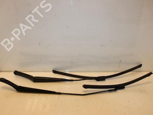 front-wipers-mechanism-vw-golf-vii-5g1-bq1-be1-be2-20-gti-5g1955410a-5g1955409c-2012-2013-2014-2015-2016-2017-2018-2019-2020-2021-16398549 main image