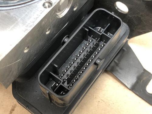 ABS pump RENAULT CAPTUR I (J5_, H5_) 0.9 TCe 90 | BP37204281M43 - Image 9
