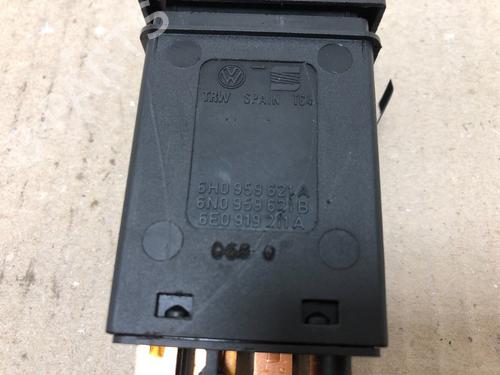 Switch VW POLO (6N2) 1.6 16V GTI | BP16075581I30 