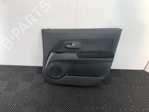 Used Front right panel Front right panel 24438302 24438302