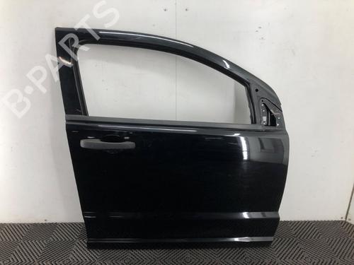 Used Right front door Right front door 18834913 18834913