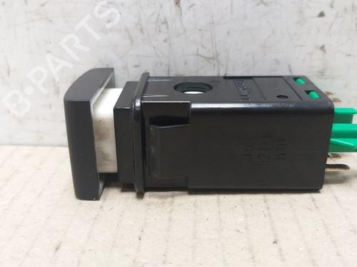 Switch SAAB 9-5 Estate (YS3E) 2.0 t | BP15533127I30 