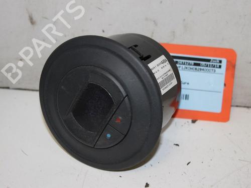 Used Climate control Climate control 15308464 15308464