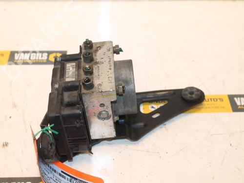 Used ABS pump RENAULT MEGANE II (BM0/1_, CM0/1_) 2.0 16V (BM0U, CM0U) (135 hp) 15312768