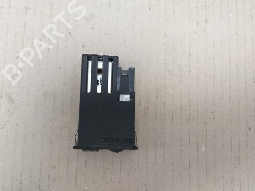 Switch BMW 5 Touring (E39) 520 i | BP16064426I30 