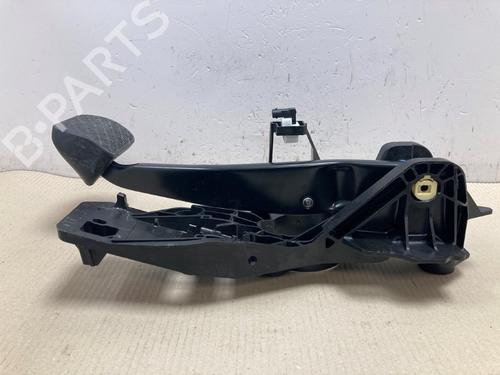 Used Break pedal Break pedal 37211089 37211089