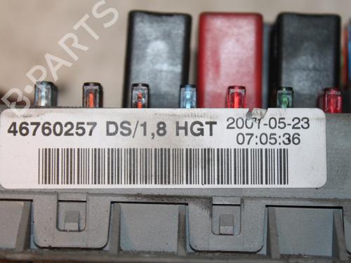 Fuse box FIAT PUNTO (188_) 1.9 DS 60 (188.031, .051, .231, .251) | BP15307105E1 