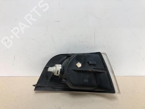 Left front indicator VOLVO V40 Estate (645) 1.6 | BP15538394C32 
