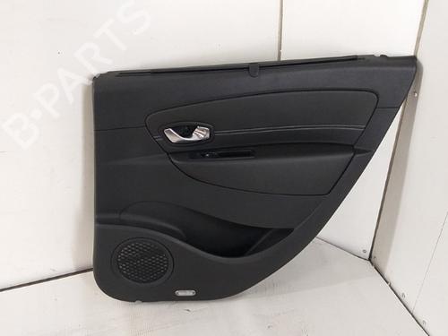 Høyre bakpanel Høyre bakpanel RENAULT GRAND SCÉNIC III (JZ0/1_) 1.5 dCi (JZ09, JZ0D, JZ10, JZ14, JZ1G, JZ29, JZ2C) (110 hp) 37213538 37213538