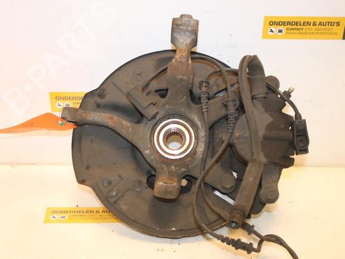 Used Right front steering knuckle MERCEDES-BENZ A-CLASS (W168) A 140 (168.031, 168.131) (82 hp) 15314397