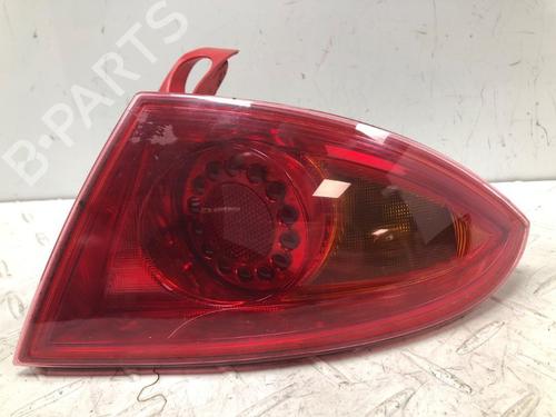 Used Right taillight Right taillight 37214350 37214350