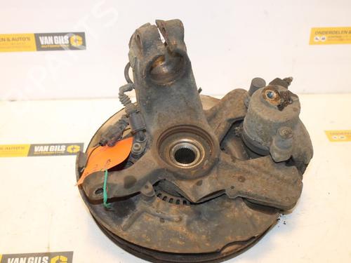 Used Left front steering knuckle VW BORA I (1J2) 1.4 16V (75 hp) 15796347