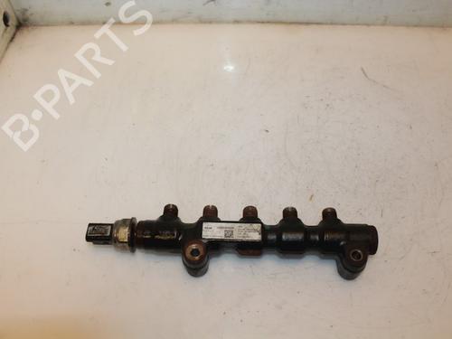 Used Injection rail Injection rail 16110048 16110048