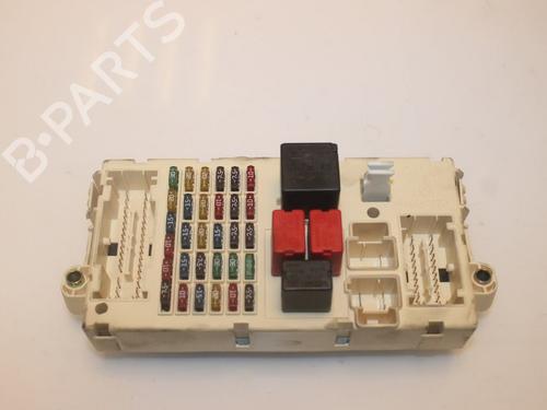 Used Fuse box ALFA ROMEO 147 (937_) 1.6 16V T.SPARK (937.AXA1A, 937.AXB1A, 937.BXB1A) (120 hp) 15736143