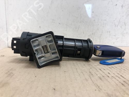 Contactslot FIAT IDEA (350_) 1.4 16V (95 hp) 15345090