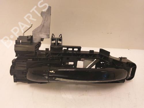 Used Front left exterior door handle MERCEDES-BENZ C-CLASS T-Model (S205) C 450 AMG 4-matic (205.264) (367 hp) 15829771