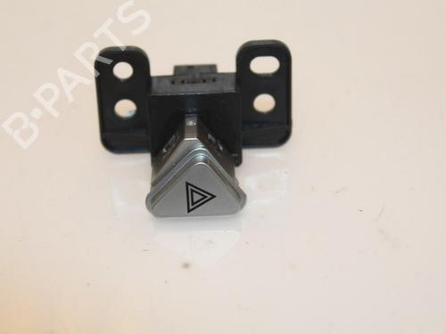 warning-switch-tesla-model-s-5yjs-85d-awd-600890500c-2012-15319845 main image