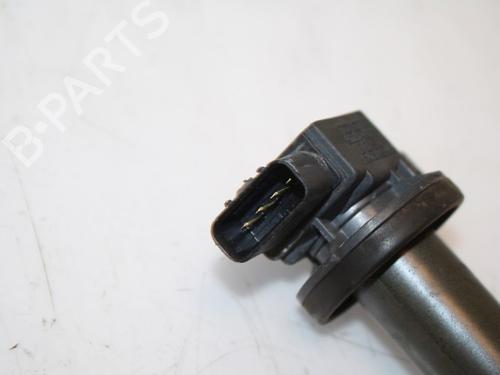 Used Ignition coil TOYOTA YARIS (_P1_) 1.0 (SCP10_, SCP10R) (68 hp) 15335826